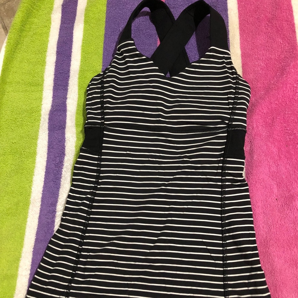 Lululemon tank top